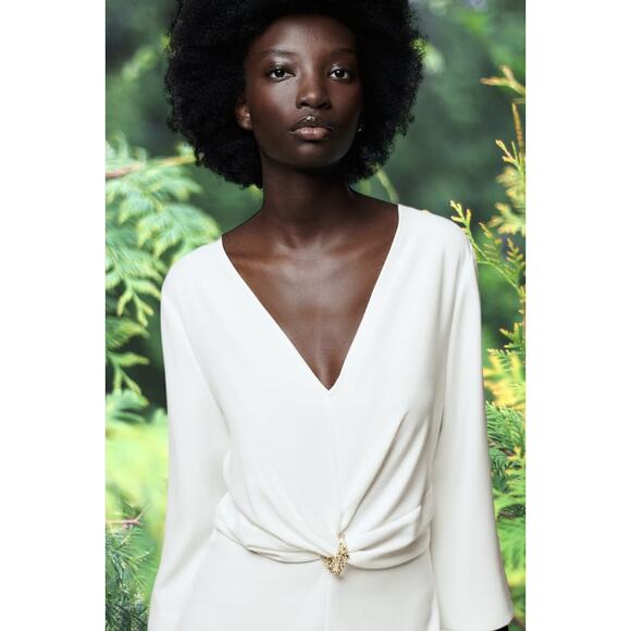 (60% OFF) NWT Zara Jumpsuit Gold Jewel Trim Oyster 3/4 Sleeve Small - Picture 5 of 9
